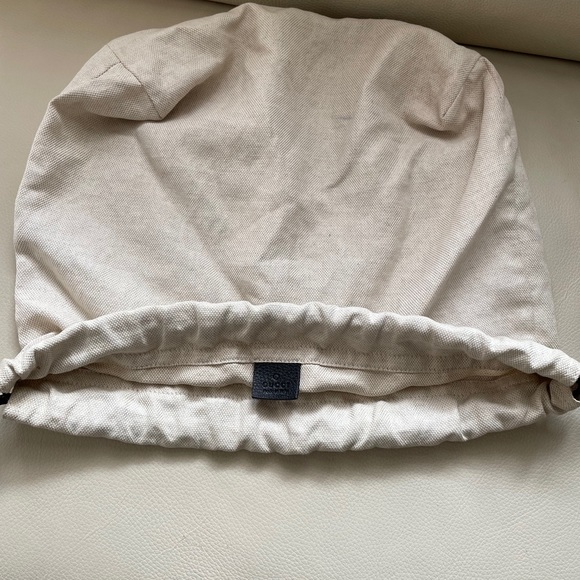 Authentic Gucci Reversible Rumble Tote - Picture 5 of 16